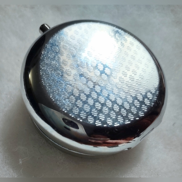 Round Mini Floral Pill Box Case - Picture 8 of 14